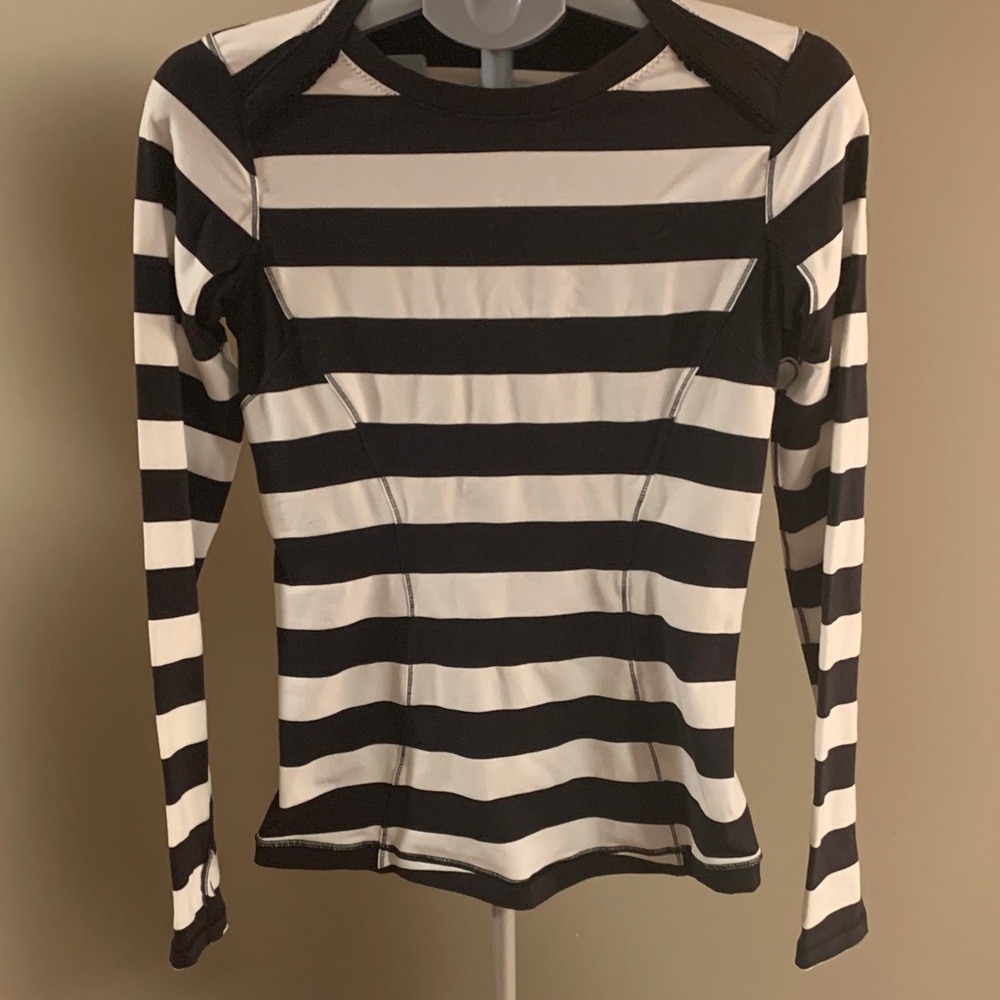 Lululemon Women's Activewear Long Sleeve Top Black and White Stripes Size Small